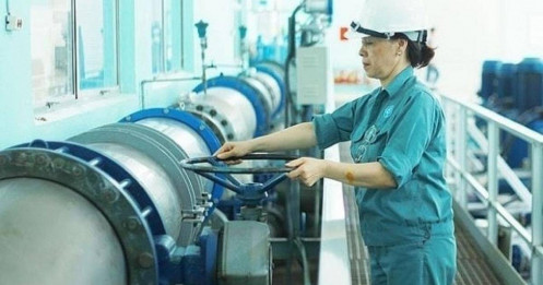 Dòng tiền “chạm sóng” cổ phiếu ngành nước