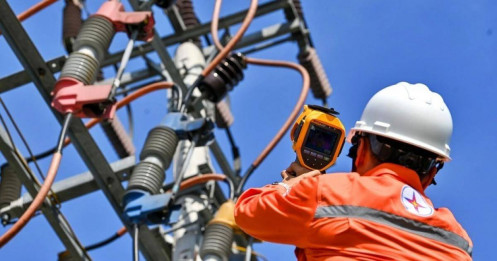 Nắng nóng gần 40 độ, tiêu thụ điện Hà Nội cao kỷ lục