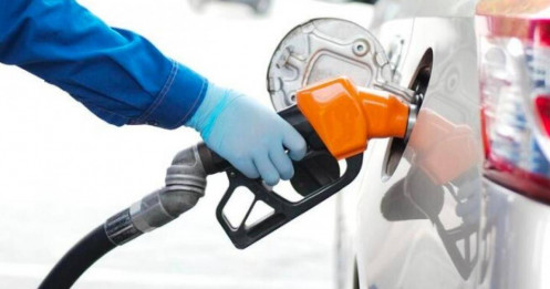 Chưa bán, doanh nghiệp đã lo xăng E10 ế ẩm