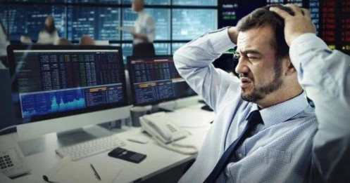 Khối ngoại bán ròng đột biến hơn 2.200 tỷ đồng, 'xả' loạt cổ phiếu Bluechips