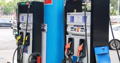 Giá xăng dầu hôm nay 01/08/2025: Thị trường dầu chững lại