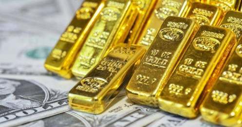 Giá vàng hôm nay 2/8: Vàng SJC giữ nguyên mức 121,4 triệu đồng/lượng