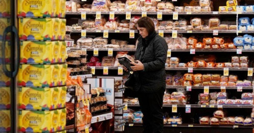 Lạm phát Mỹ “nóng trở lại”: Đòn thuế của Trump bắt đầu cắn sâu vào túi tiền người tiêu dùng