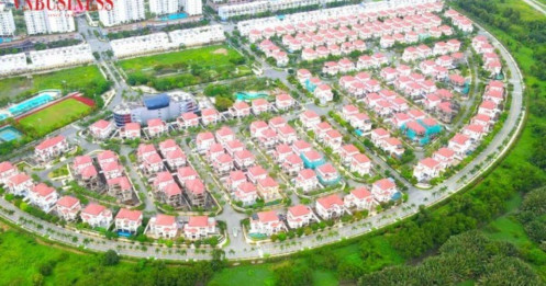 Nhà đầu tư cầm 10 tỷ đồng đi mua nhà liền thổ, 'đỏ mắt' tìm không ra