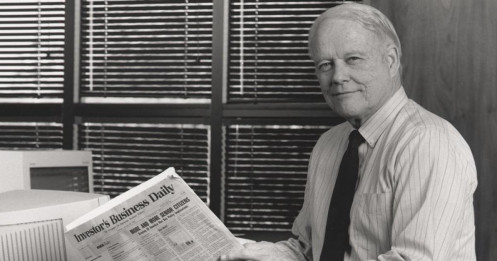 Phiên phân phối đầu tiên - Cú vỗ vai của Thị trường trước khi quay đầu