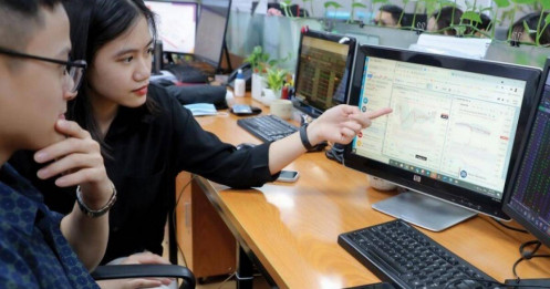 Chiến lược nào cho nhà đầu tư nửa cuối năm?