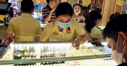 Tăng bất ngờ, giá vàng miếng SJC sắp chạm mốc đỉnh lịch sử
