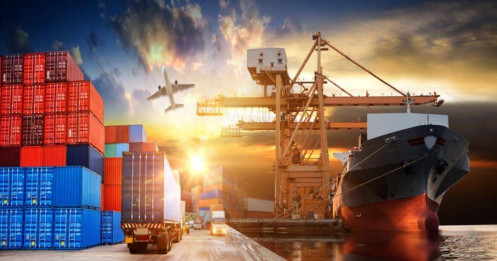 Việt Nam xuất siêu 10,18 tỷ USD trong 7 tháng đầu năm 2025