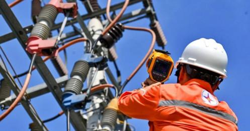 Tiền điện tháng 7 tăng vọt: Lãnh đạo điện lực "biết gì đâu"