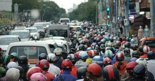 Cuộc dịch chuyển sang xe điện và nỗi lo mưu sinh