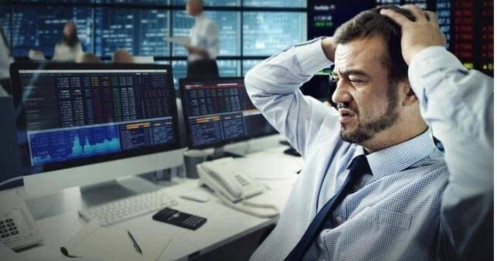 Khối ngoại tiếp đà bán ròng, cổ phiếu nào bị 'xả' mạnh nhất?