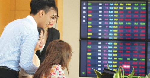 Mua cổ phiếu gì cho quý 3 và nửa cuối 2025?