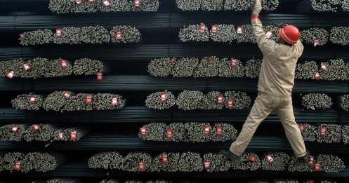 Quặng sắt tiếp đà tăng khi giới giao dịch kỳ vọng cắt giảm sản lượng thép cho lễ duyệt binh ở Trung Quốc