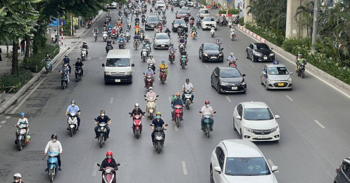 Tiến tới cấm xe máy xăng: Cần xây dựng lộ trình cụ thể