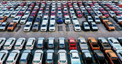 Lợi nhuận ô tô: Người thăng hoa, kẻ lao dốc