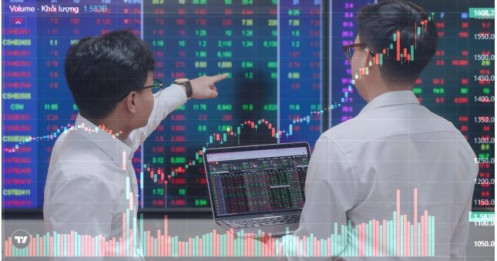 Chứng khoán liên tục lập đỉnh mới