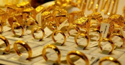 Giá vàng hôm nay 13/8/2025: Vàng nhẫn tăng, giảm trái chiều