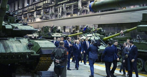 ​Putin Trong Cuộc Chiến Mới: Cứu Kinh Tế Nga Trước Ngày Gặp Trump