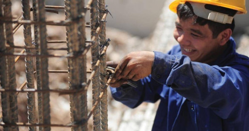 Cổ phiếu bứt phá, báo cáo tài chính vẫn… ì ạch