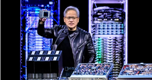 Công ty giá trị nhất thế giới bị cuốn vào cuộc đối đầu giữa ông Trump và Trung Quốc