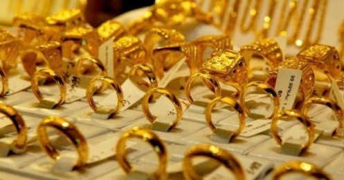 Vàng lập đỉnh: Liệu có đáng liều?