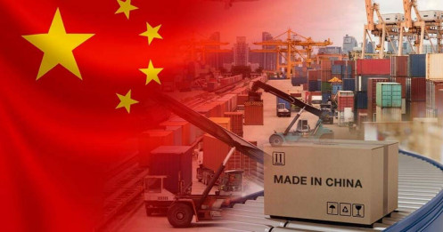 Kinh tế Trung Quốc chậm lại: Sản xuất và bán lẻ đều giảm tốc