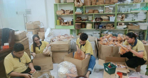 Bán hàng online ngày càng khó