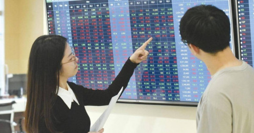 Ngân hàng Nhà nước ra quy định mới, dòng tiền tỷ USD đẩy chứng khoán lên đỉnh cao