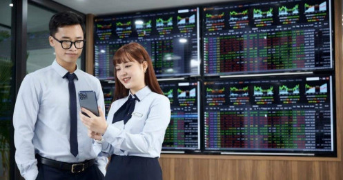 Nhận định chứng khoán 15/8: VN-Index sẽ thử thách mức kháng cự 1.650 điểm