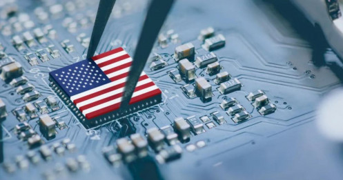 Ông Trump Dọa Áp Thuế 300% Lên Chất Bán Dẫn – “Cú Sốc Dây Chuyền” Từ Con Chip Đến Chiếc Sofa