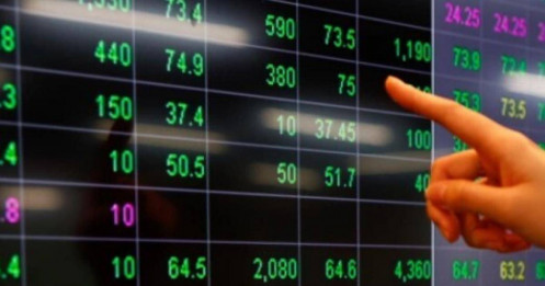 Chứng khoán "nổi sóng" nhờ dòng tiền mạnh: Sóng thật hay ảo giác?