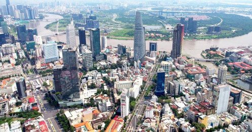 M&A bất động sản: Ván cược rủi ro và những "bom xịt" bất ngờ.