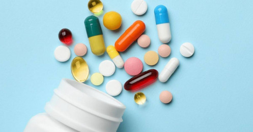 Thuốc online, thật giả lẫn lộn: 50% có nguy cơ không đạt chuẩn