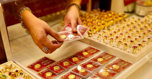 Tích trữ vàng: Giải pháp "trú ẩn" hay rủi ro tiềm tàng?
