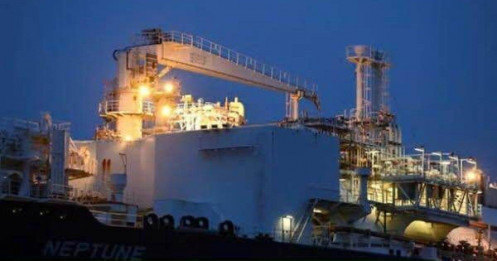 Mỹ siết chặt trừng phạt dầu mỏ Iran – Trung Quốc vẫn là “khách hàng số 1”