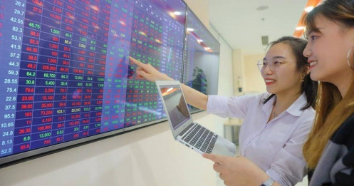Quỹ ngoại "hốt bạc" nhờ "ôm" cổ phiếu ngân hàng
