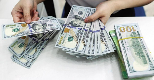 Trái phiếu USD: Dồn lực từ dân hay "câu" vốn ngoại?