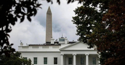 Mỹ vừa bán hàng nghìn tên lửa cho Ukraine, vừa kiểm soát tấn công Nga