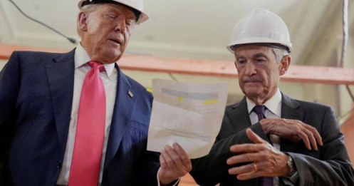 Fed đang rung lắc trong khi đó bác Trump thì siết vòng vây!