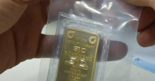 Thị trường vàng có diễn biến lạ sau quyết định xóa độc quyền vàng miếng SJC