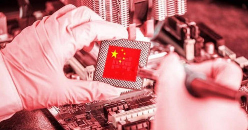 Trump dọa truy tố tỷ phú George Soros và con trai theo luật phạm tội phản quốc