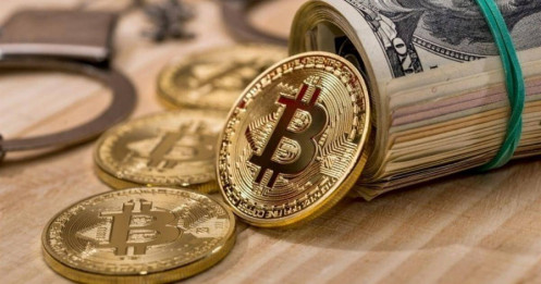 Nhiều tổ chức đầu tư chứng khoán Việt Nam hiện đang nắm giữ hàng trăm tỷ USD Bitcoin, Ethereum