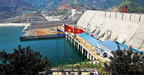 Lợi nhuận doanh nghiệp thủy điện bùng nổ