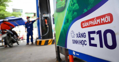 Đề xuất bắt buộc dùng xăng E10 từ 1/1/2026: Có nóng vội?