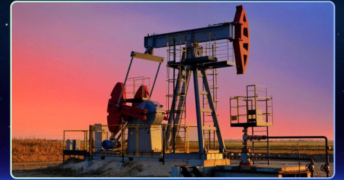 Giá dầu tăng gần 1% trước căng thẳng Nga – Ukraine, nhưng áp lực dư cung vẫn hiện hữu