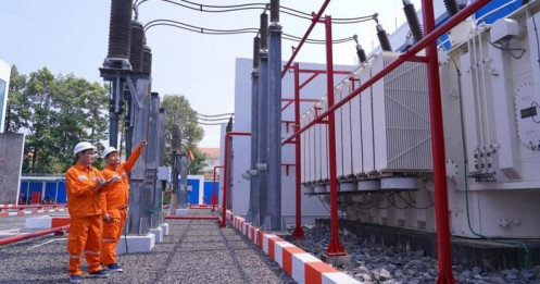 Đưa lỗ vào giá điện: Bán rủi ro cho dân?