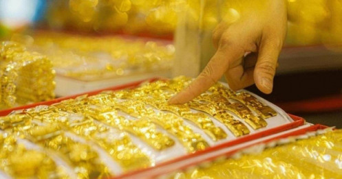 Giá vàng hôm nay 1/9/2025: Vàng miếng “neo” đỉnh ngày thứ ba liên tiếp