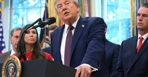 Ông Trump: Mỹ sẽ ‘trở thành quốc gia thế giới thứ ba’ nếu mất đi thuế quan