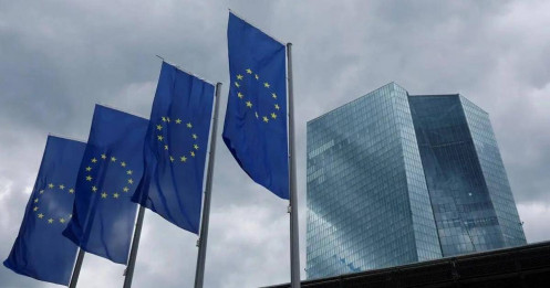 Vòng Xoáy Nợ Châu Âu: Khi Chính Sách Khẩn Cấp Che Giấu Thực Tế Nguy Hiểm