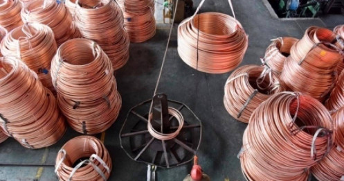 Trung Quốc tăng nhập khẩu kim loại trong bối cảnh USD suy yếu?